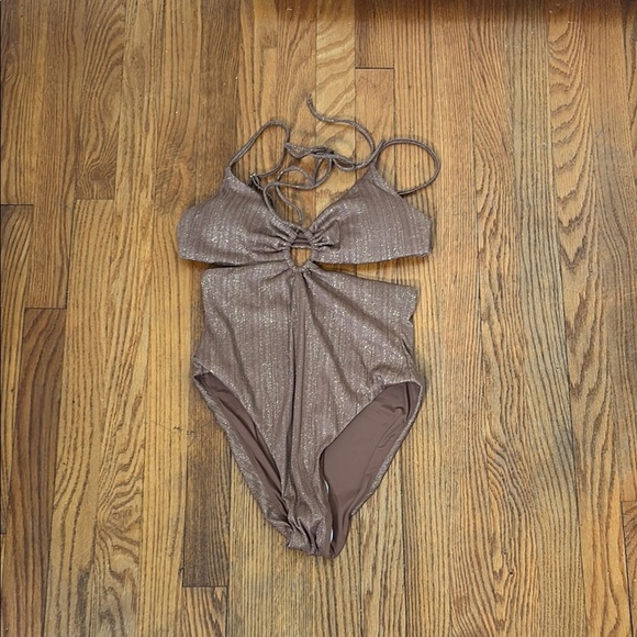 Andie The Casablanca One Piece Swimsuit Sparkle Latte size S NWT - Picture 3 of 8